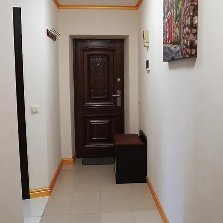 Центр Кондиціонер 2 Окремі Спальні 2Поверх Балкон Біля Озера Ivano-Frankivsk Exterior photo